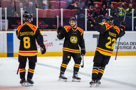 Brynäs Victor Söderström jublar