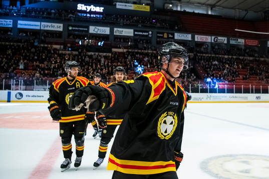 Brynäs Victor Söderström jublar