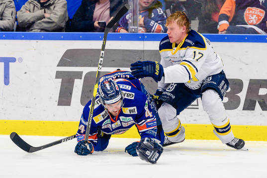 s Emil Johansson