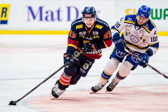 Djurgårdens Linus Hultström och Leksands Martin Karlsson