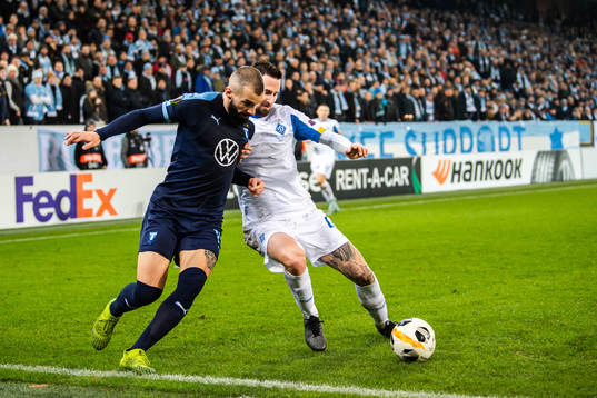 Guillermo Molins of Malmö FF and Tamas Kadar of Dynamo Kiev