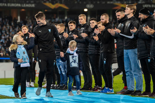 Markus Rosenberg of Malmö FF with his children