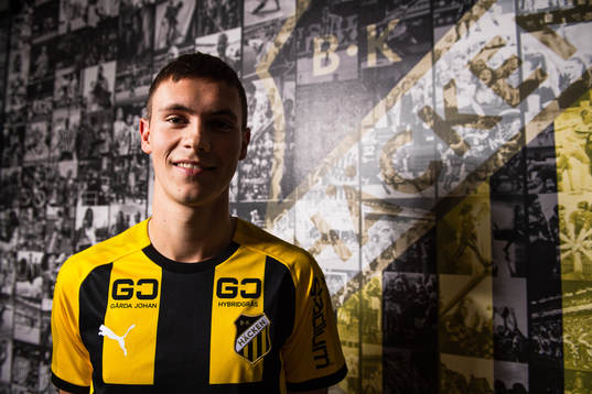Häckens nyförvärv Tobias Carlsson