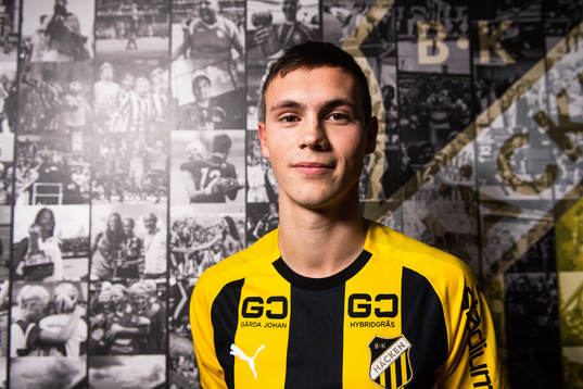 Häckens nyförvärv Tobias Carlsson