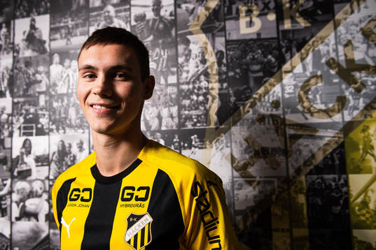 Häckens nyförvärv Tobias Carlsson