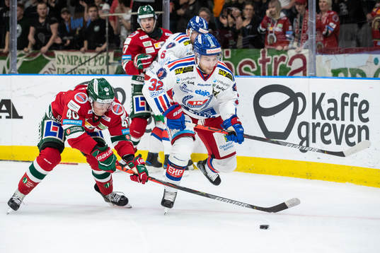 Frölundas Joel Mustonen och Oskarshamns Markus Modigs