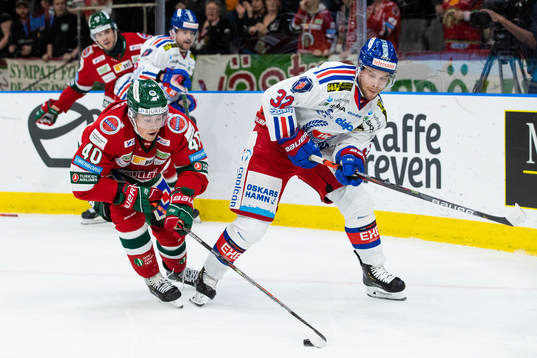 Frölundas Joel Mustonen och Oskarshamns Markus Modigs