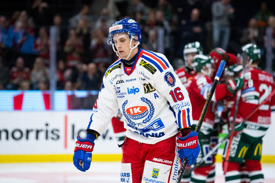 Oskarshamns Arsi Piispanen deppar