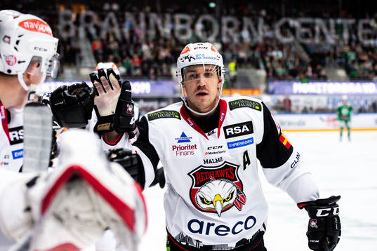 Malmö Redhawks Jesper Jensen Aabo jublar
