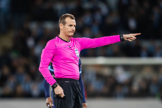 Referee Pavel Královec