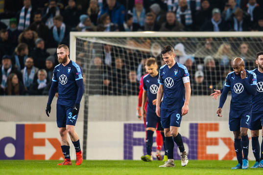 Markus Rosenberg of Malmö FF look dejected with teammates