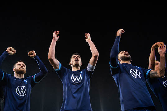 Markus Rosenberg of Malmö FF celebrate with teammates