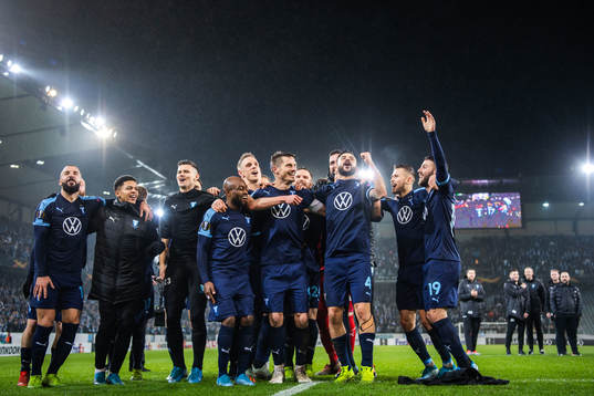 Markus Rosenberg of Malmö FF celebrate with teammates