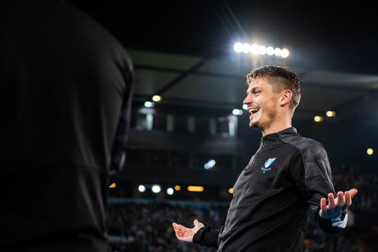 Markus Rosenberg of Malmö FF is honored