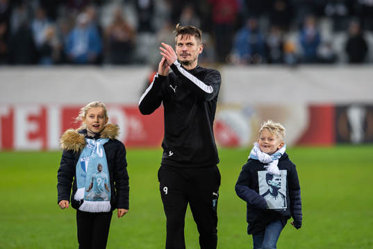 Markus Rosenberg of Malmö FF with his children