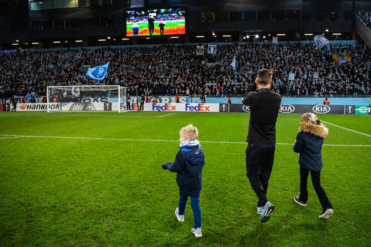 Markus Rosenberg of Malmö FF with his children
