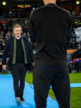 Frank Baumann when Markus Rosenberg of Malmö FF is honored