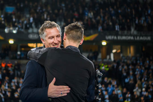 Frank Baumann when Markus Rosenberg of Malmö FF is honored