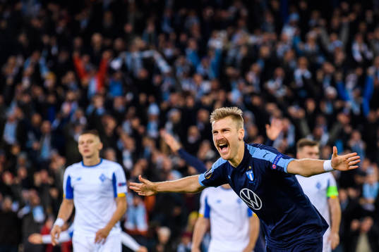 Rasmus Bengtsson of Malmö FF celebrates