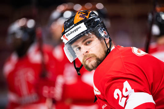 Örebros Aaron Irving