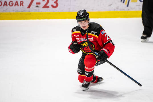Luleås Nils Lundkvist jublar