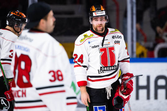 Örebros Aaron Irving deppar