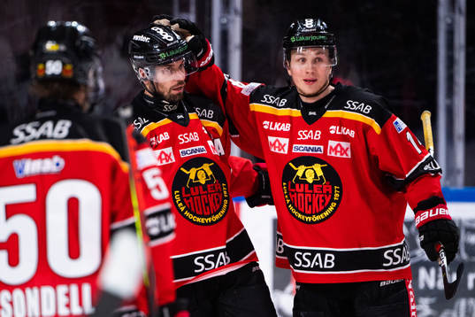 Luleås Niklas Olausson och Jonas Berglund jublar