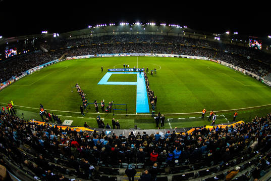 Markus Rosenberg of Malmö FF is honored