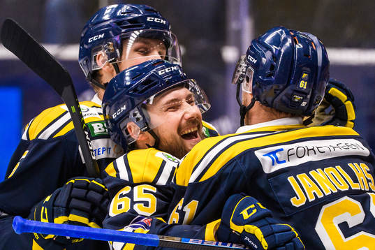 Bläddra bland fler bilder av Ishockey, Hockeyallsvenskan, Södertälje - AIK 
