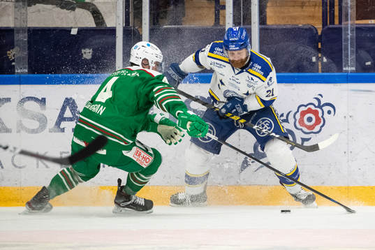 Rögles Kodie Curran och Leksands Mattias Ritola