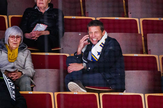 Ulf Samuelsson på läktarplats