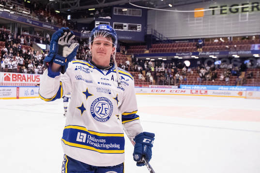 Leksands Patrik Zackrisson jublar