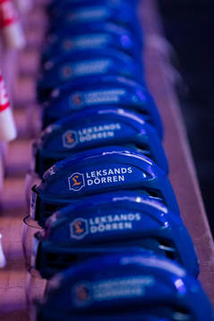 Leksands hjälmar innan ishockeymatchen i SHL mellan