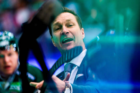 Färjestads huvudtränare Johan Pennerborn