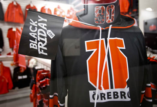 Black fridag i butiken i Örebro