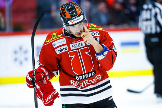 Örebros Shane Harper deppar