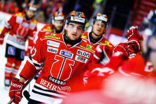 Örebros Glenn Gustafsson jublar