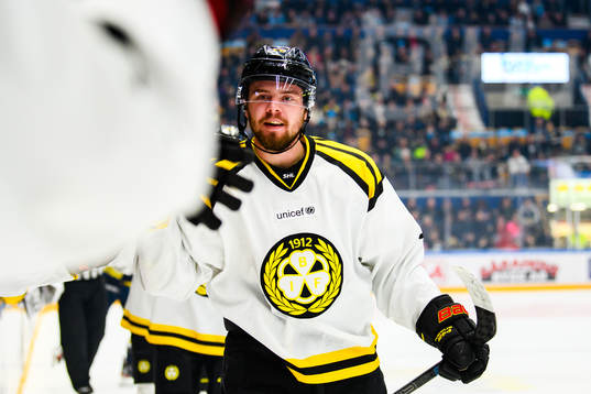 Brynäs Marcus Ersson jublar