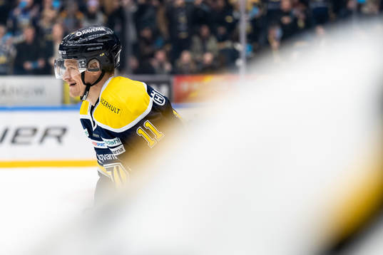 s Simon Önerud