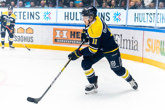 s Simon Önerud