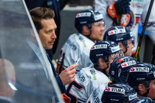 Växjös tränare Sam Hallam
