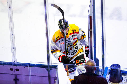 Luleås Austin Farley blir utvisad