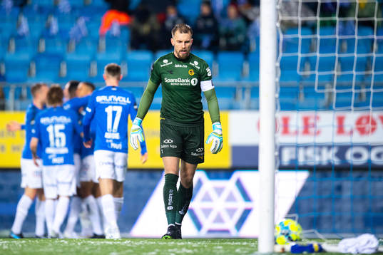 Goalkeeper Ricardo Friedrich Bodø/Glimt looks dejected