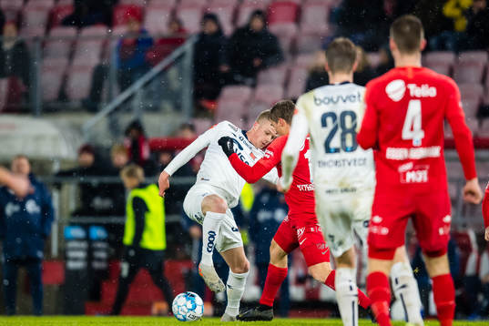 Samuel Kari Fridjonsson of Viking