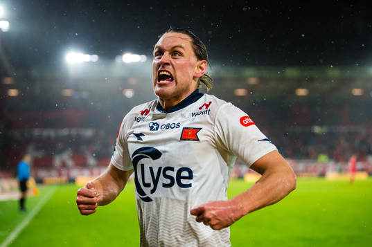 Tommy Høiland of Viking celebrates