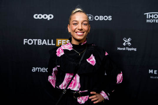 Rikke Nygard of Arna-Bjørnar arrives