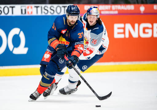 Dick Axelsson of Djurgården and Konrad Abeltshauser  of