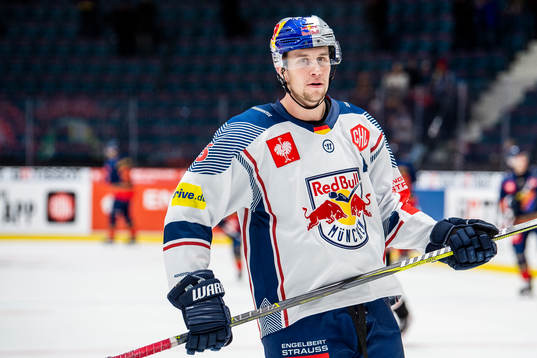 Jason Jaffray of Red Bull Munich looks dejected