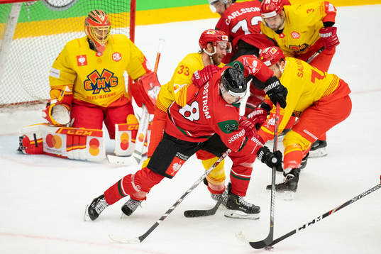 Stefan Ulmer of Biel-Bienne and Johan Sundström of