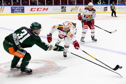 Malmö Redhawks Max Görtz och Färjestads Carl Jakobsson